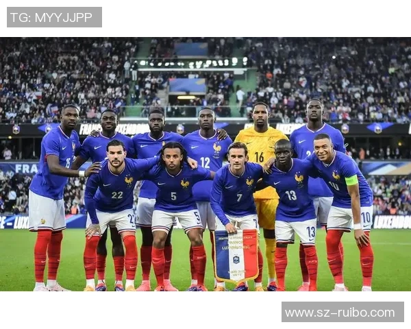 法式足球风采独特的球星如何塑造足坛新潮流