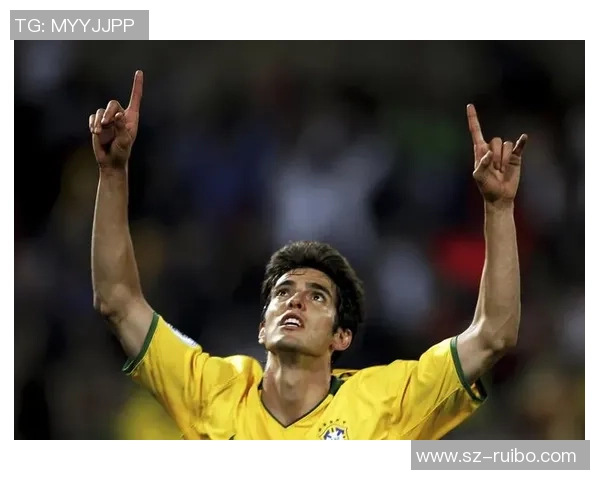 全球十大足球巨星精彩亮相 他们的个人风采与历史成就齐聚一堂