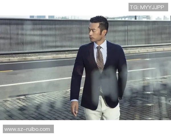 足坛巨星魅力绅士风全面盘点西装造型展现优雅与力量 足坛巨星魅力绅士风全面盘点西装造型展现优雅与力量